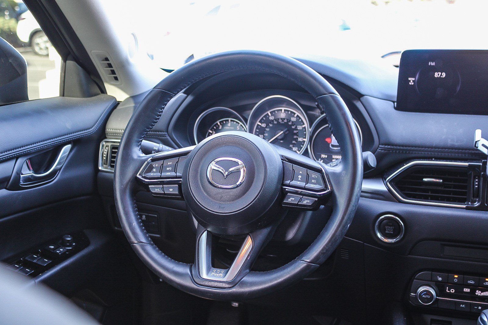 Used 2025 Rhodium White Metallic Mazda 2.5 S Preferred Package image 17