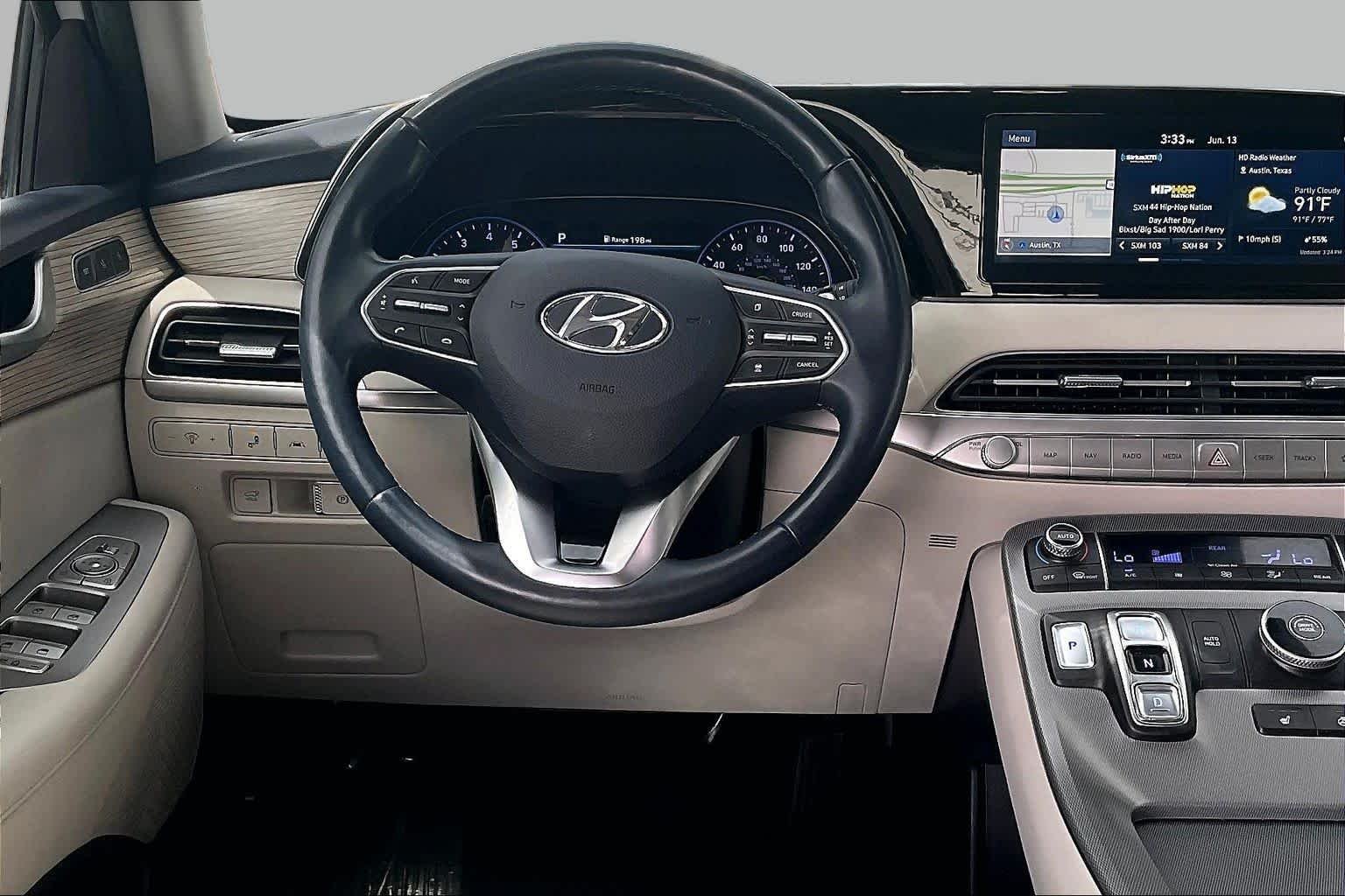Used 2020 Hyper White Hyundai SEL image 6