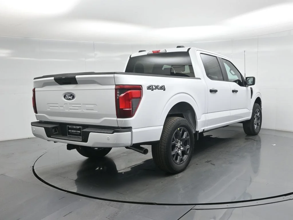 New 2026 Oxford White Ford STX image 25