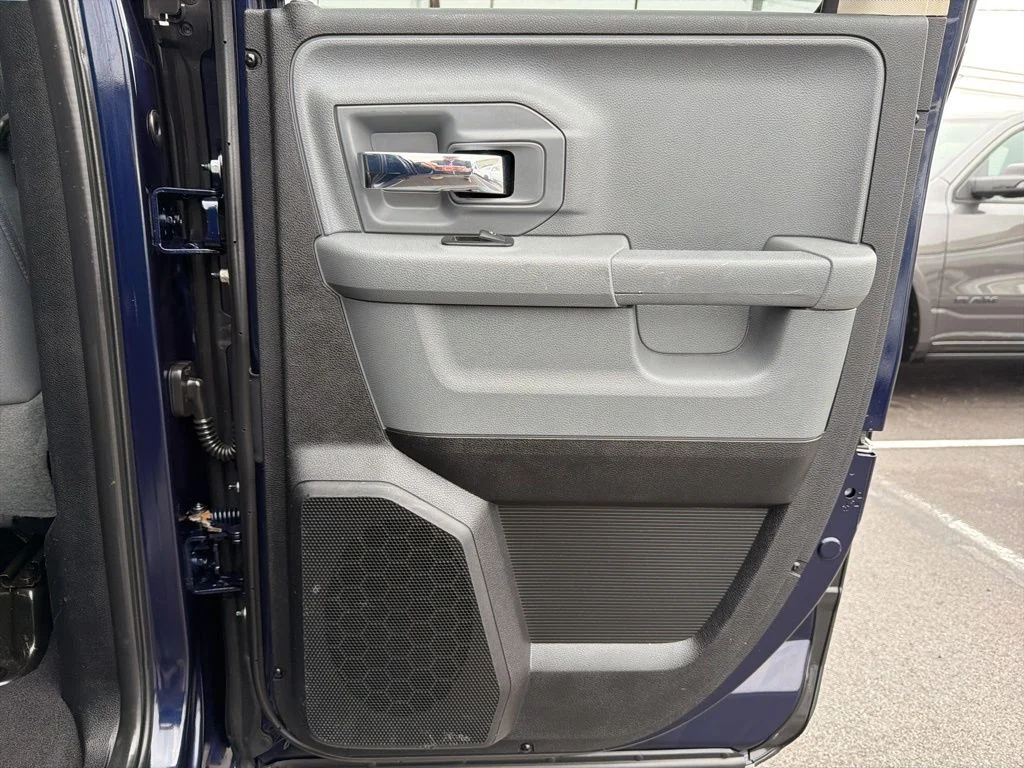 Used 2013 Blue Ram SLT image 15