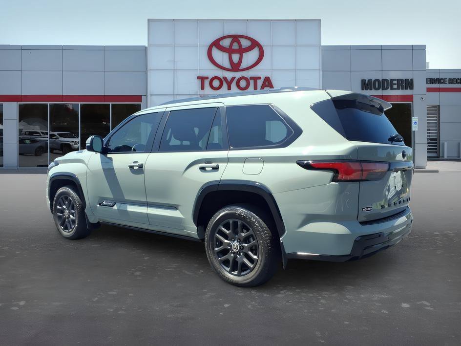 Used 2024 Lunar Toyota Platinum image 3