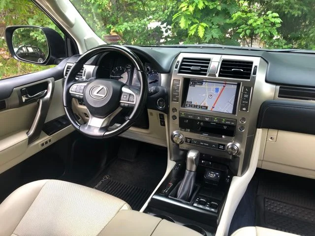 Used 2021 Onyx Black Lexus 460 image 16
