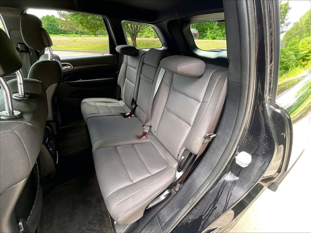 Used 2020 Black Jeep Laredo E image 25