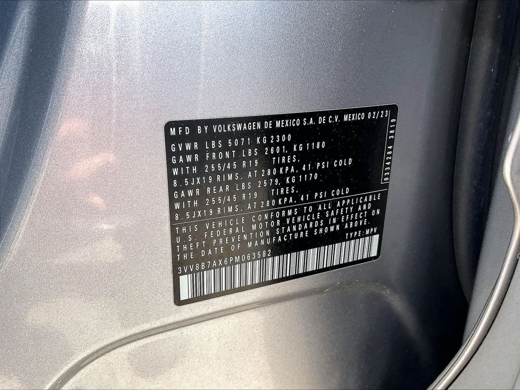 Used 2023 Pyrite Silver Metallic Volkswagen 2.0T SE R-Line Black image 33
