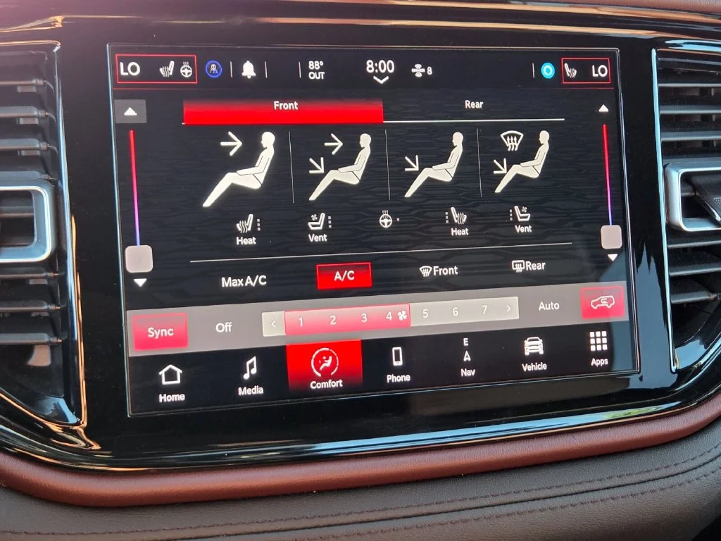 Used 2022 White Dodge Citadel image 34