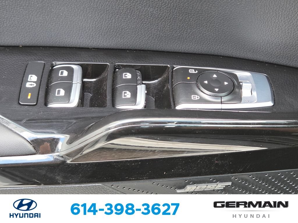 Used 2025 White Kia GT-Line image 26