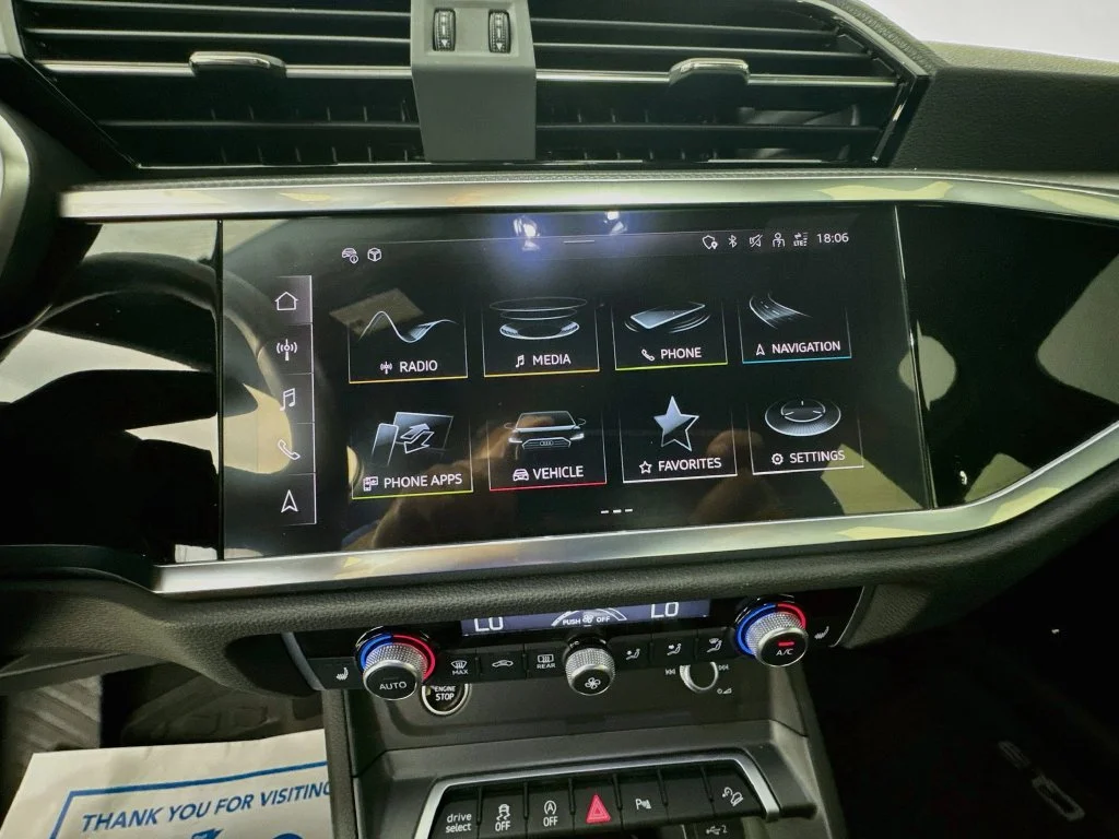 Used 2024  Audi Premium Plus image 17