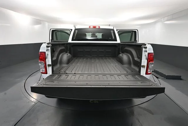 2022 RAM Ram 2500 Pickup Tradesman - Photo 37