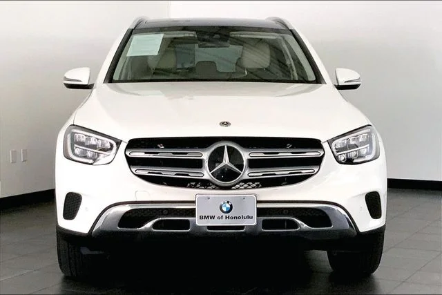 Used 2022 White Mercedes-Benz GLC 300 image 3