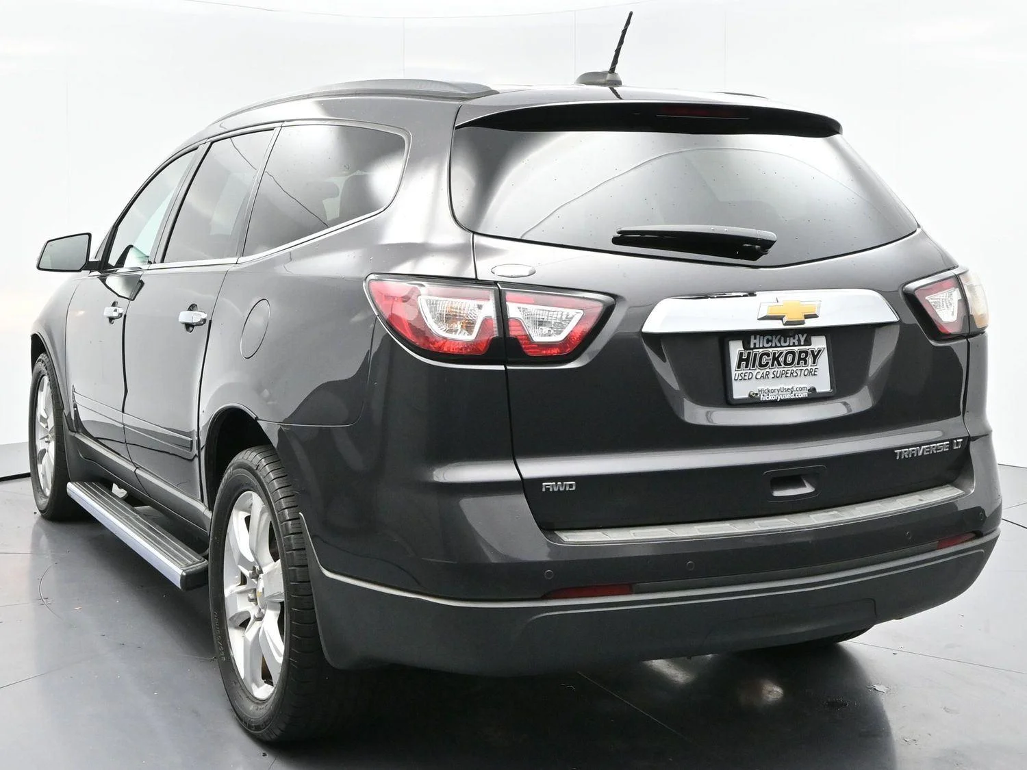 Used 2016 Tungsten Metallic Chevrolet LT image 4