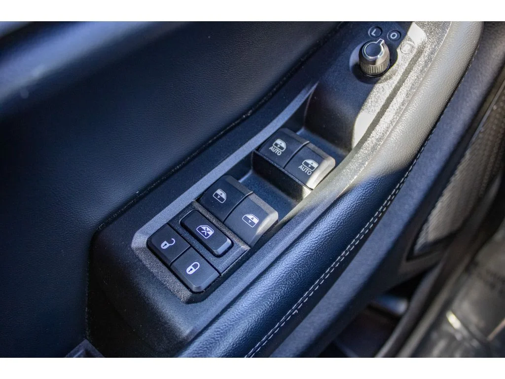 Used 2024 Silver Zynith Jeep Limited image 38