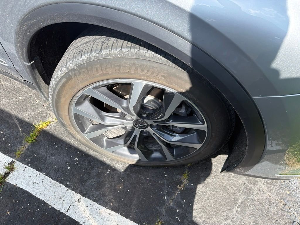 Used 2023 Silver Acura Technology image 3