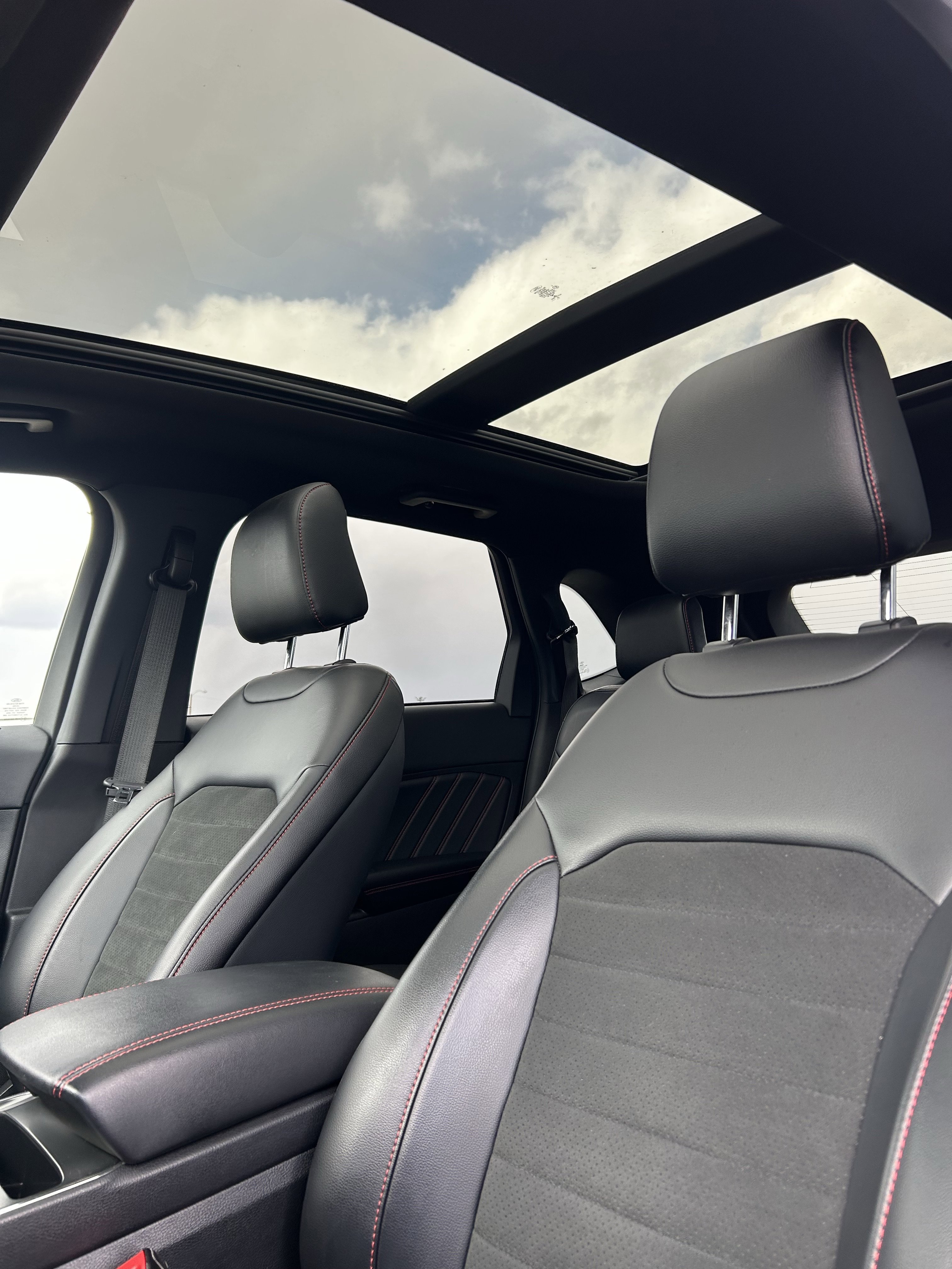 Used 2023 Red Ford ST-Line image 13