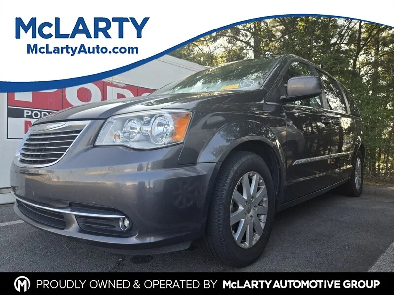 Used 2016 Crystal Metallic CHRYSLER Touring image 1