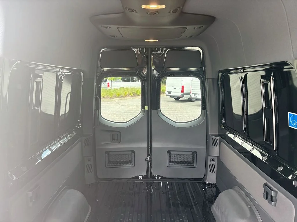 New 2026  Mercedes-Benz Cargo 144 WB image 20