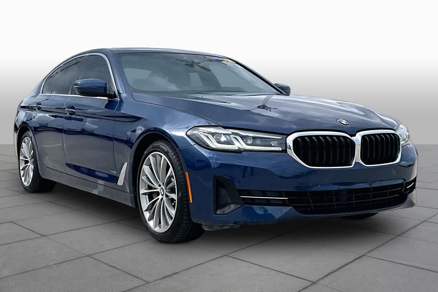 Used 2023 Phytonic Blue Metallic BMW 530i image 3
