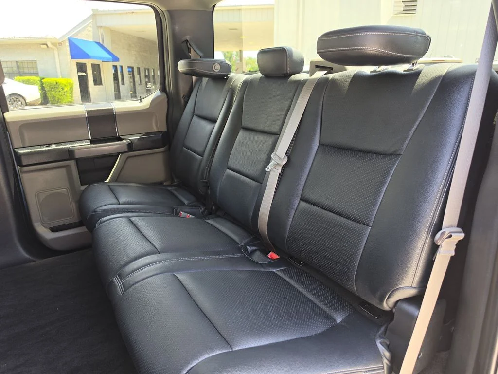 Certified Used 2019 Blue Ford XLT image 17