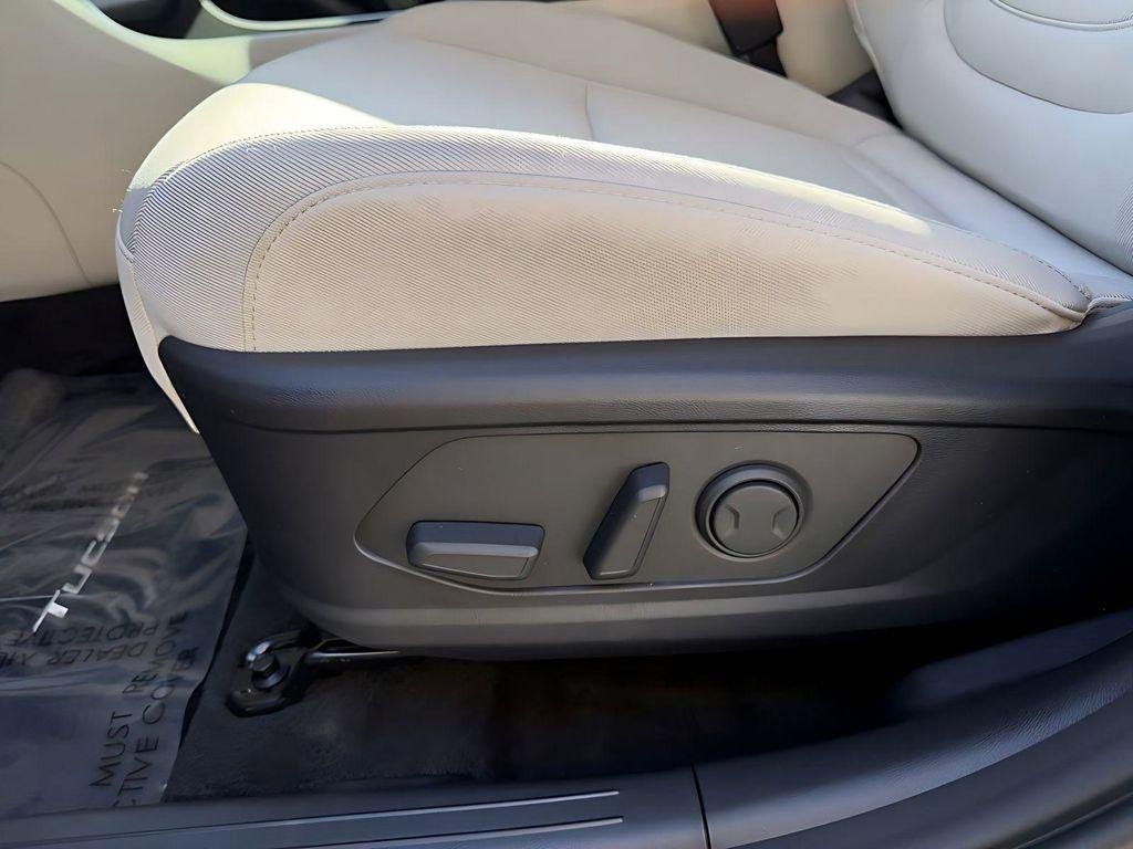 New 2026 Gray Hyundai SEL image 15