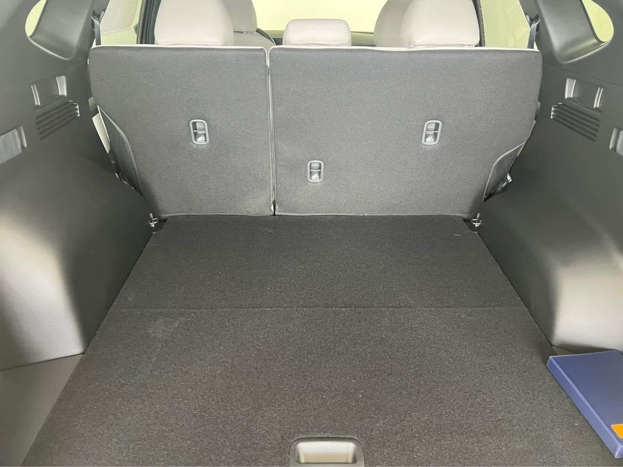 New 2026 Ecotronic Gray Hyundai SEL Premium AWD image 11