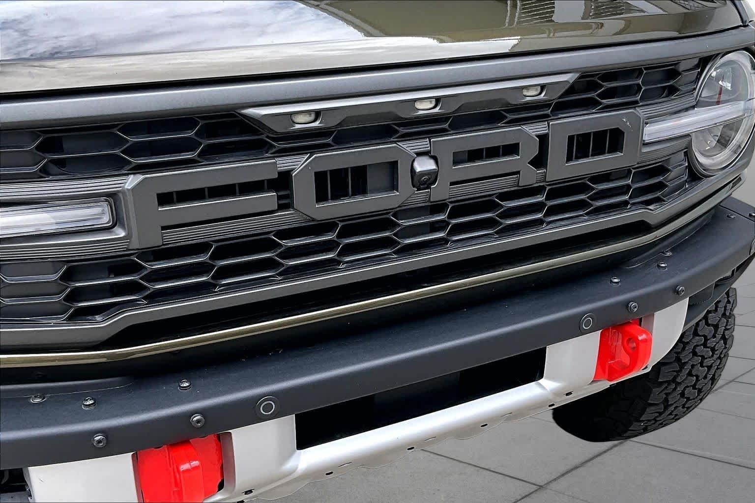 Used 2025 Shelter Green Metallic Ford Raptor image 28