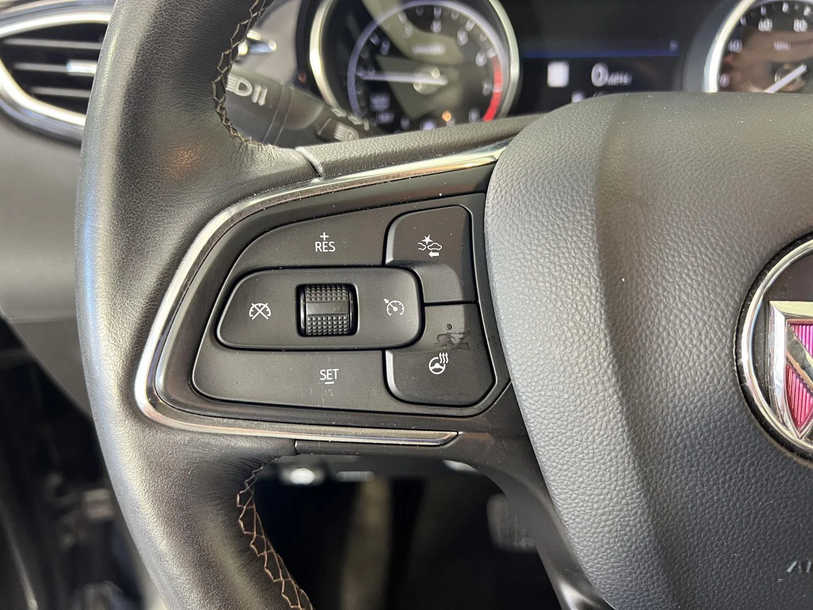 Used 2023 Moonstone Gray Metallic Buick Essence image 11