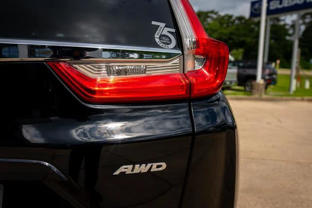 Used 2018 Black Honda Touring image 17