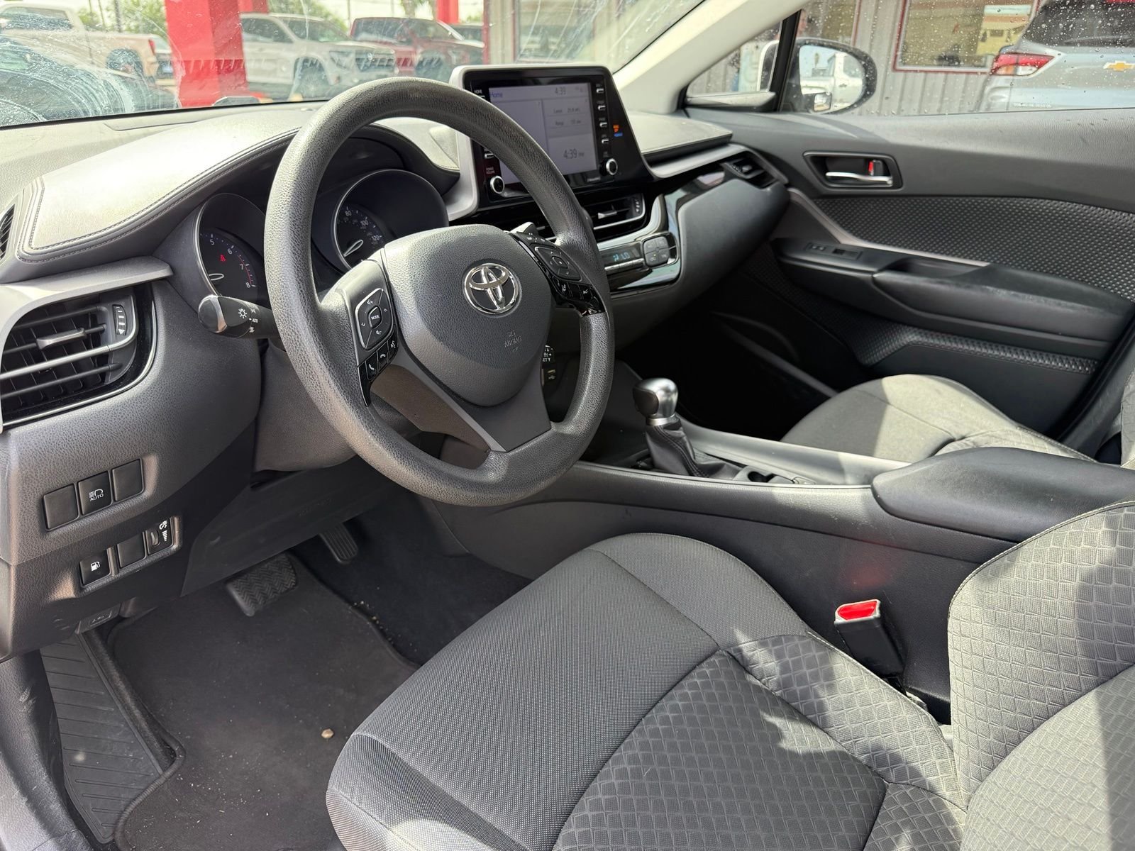 Used 2021 White Toyota LE image 11