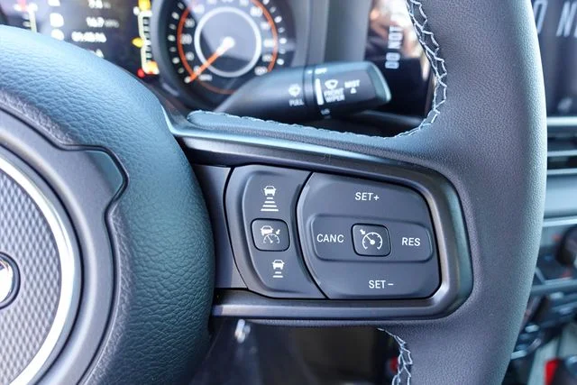New 2026 Black Jeep Mojave X image 18