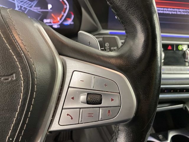 Used 2020 Black BMW xDrive40i image 18