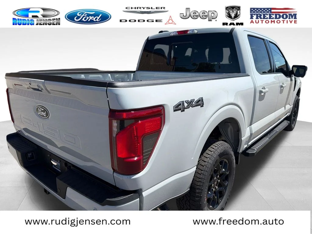 New 2026 Gray Ford Lariat image 5