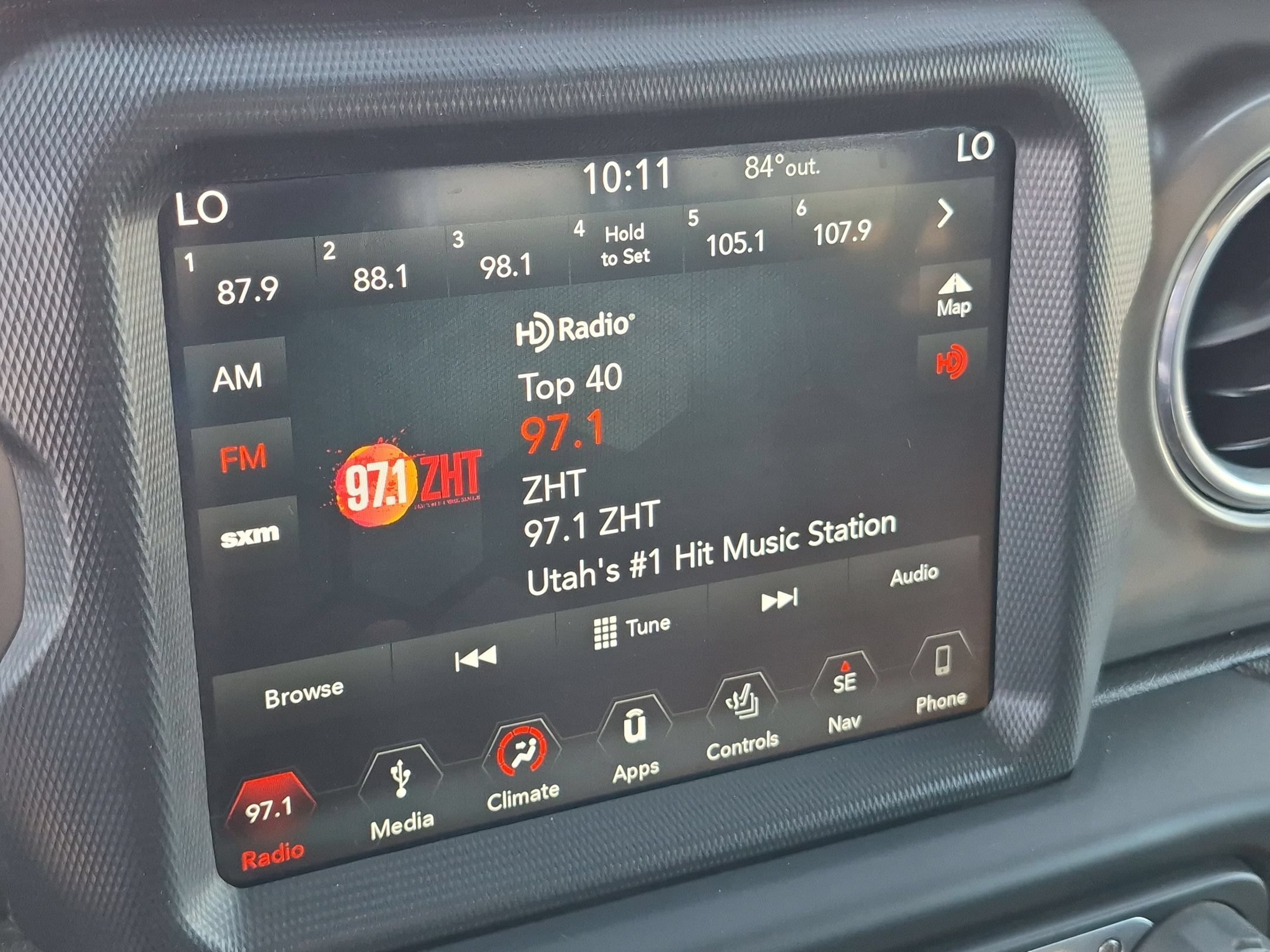 Used 2019 Bikini Pearlcoat Jeep Rubicon image 23