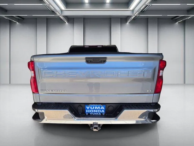 Used 2025 Gray Chevrolet LT image 6