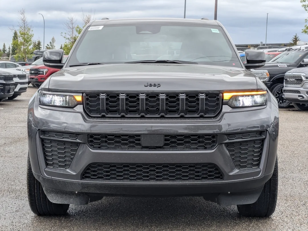 New 2026 Grey Jeep Altitude - - 4x4 - Power Sunroof - Trailer Tow Pkg - 20 Black Wheels - Remote Start & More! image 3