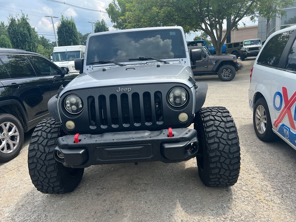Used 2016 Billet Silver Metallic Clearcoat Jeep Black Bear image 5