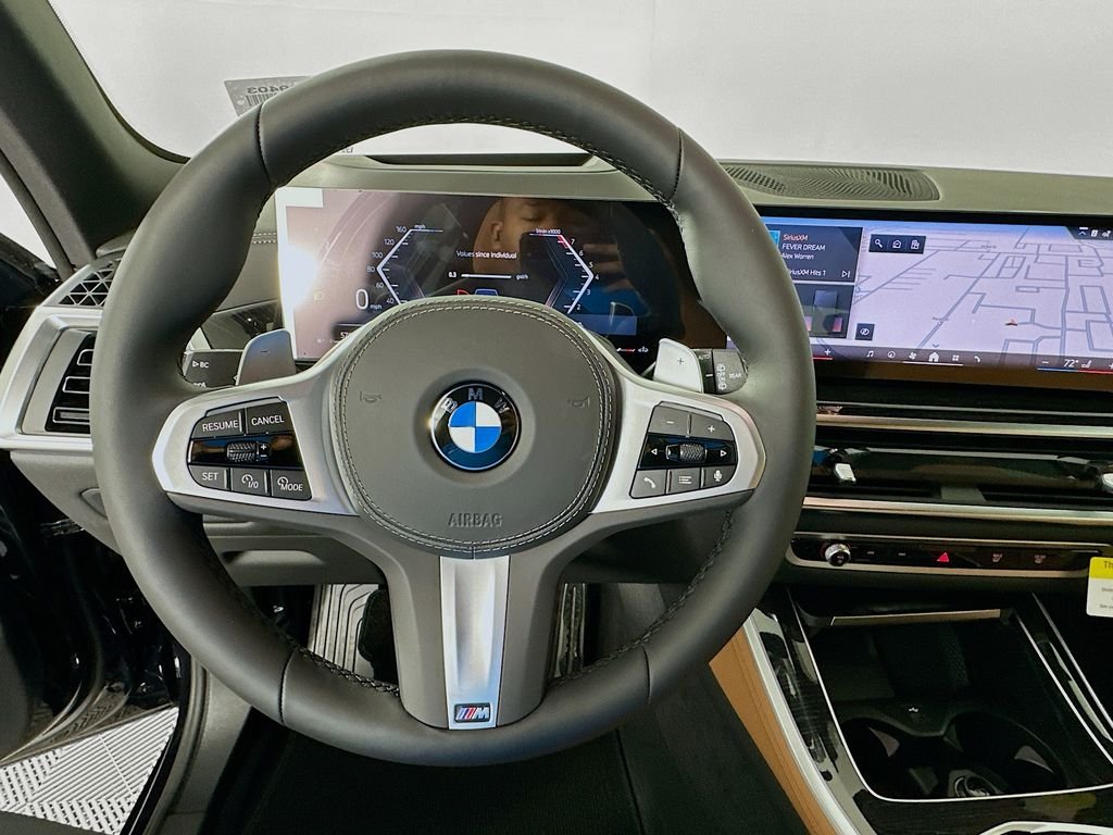 New 2026 Carbon Black Metallic BMW xDrive40i image 10