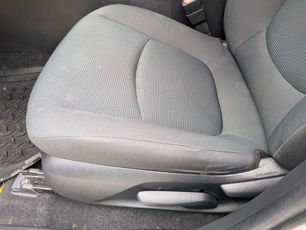 Used 2021 White Toyota LE image 22