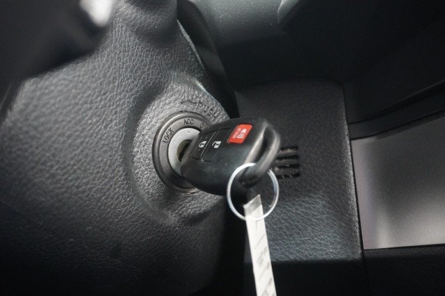 Used 2022  Toyota SR image 21
