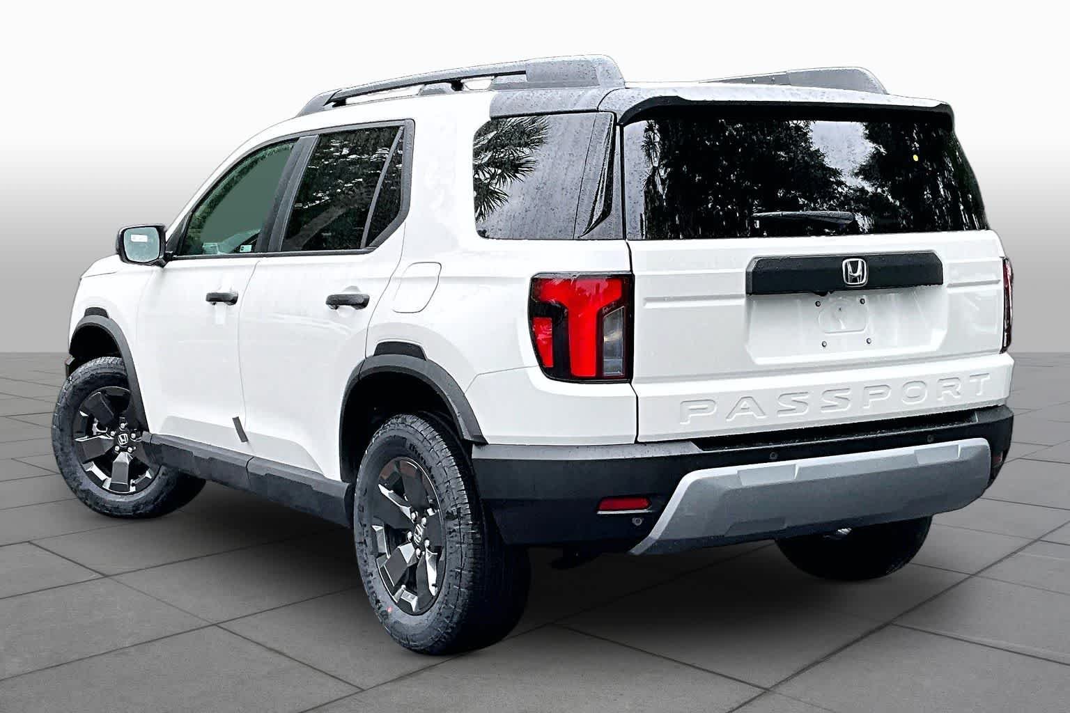 New 2026 Platinum White Pearl Honda RTL image 7