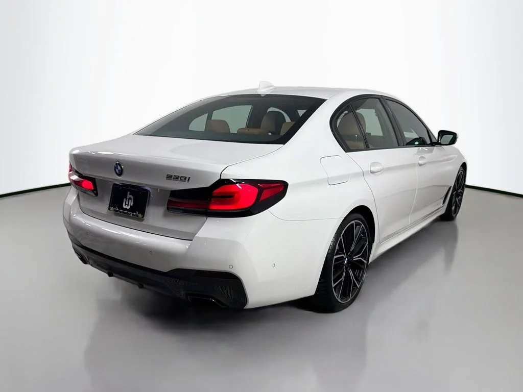 Used 2022 White BMW 530i image 5