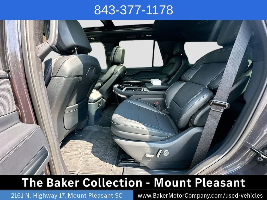 Used 2025 Gray Lincoln Reserve image 26