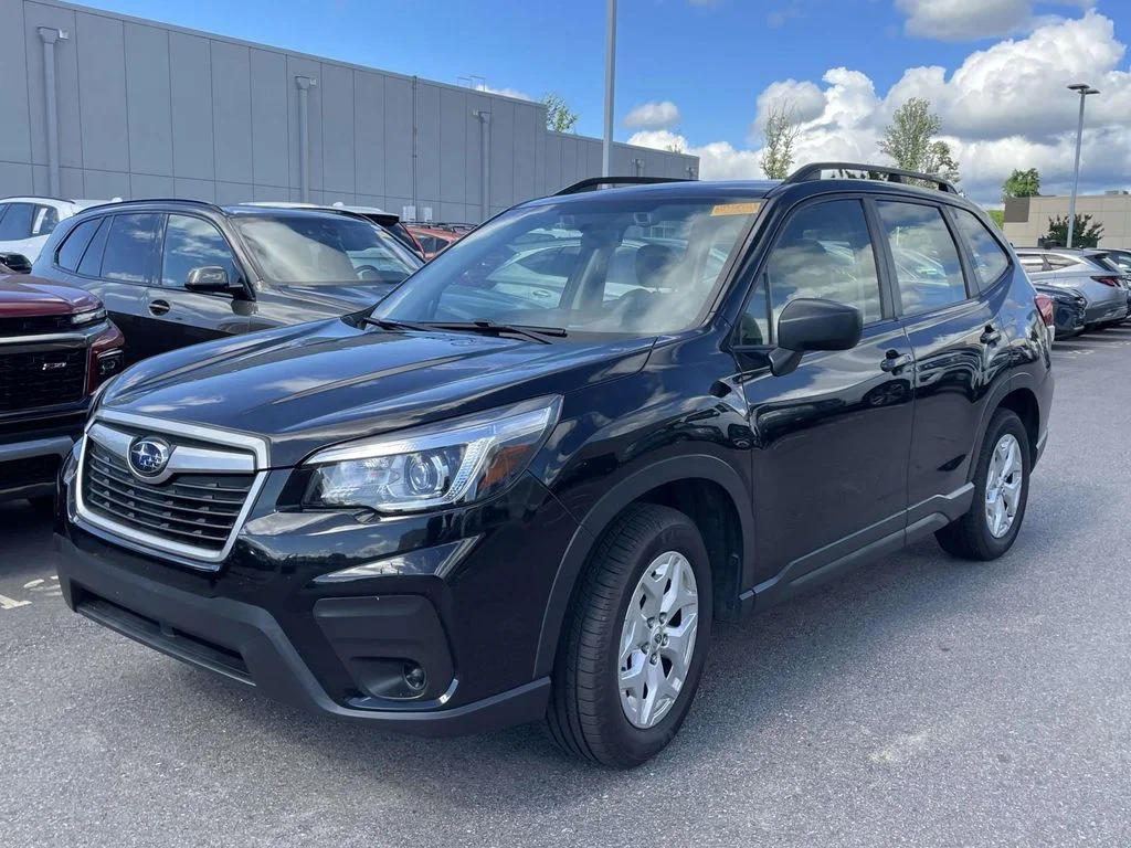 Used 2020 Crystal Black Silica Subaru Base image 2