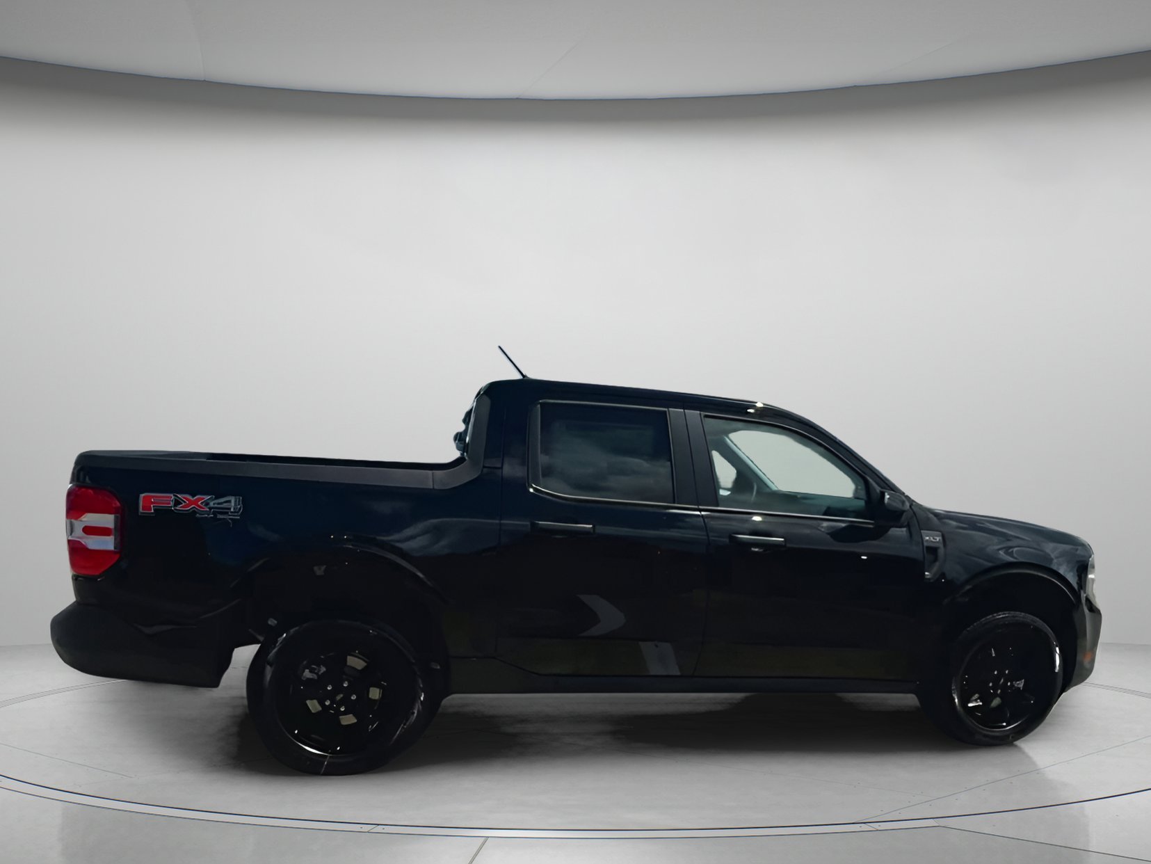 2025 Ford Maverick XLT - Photo 30