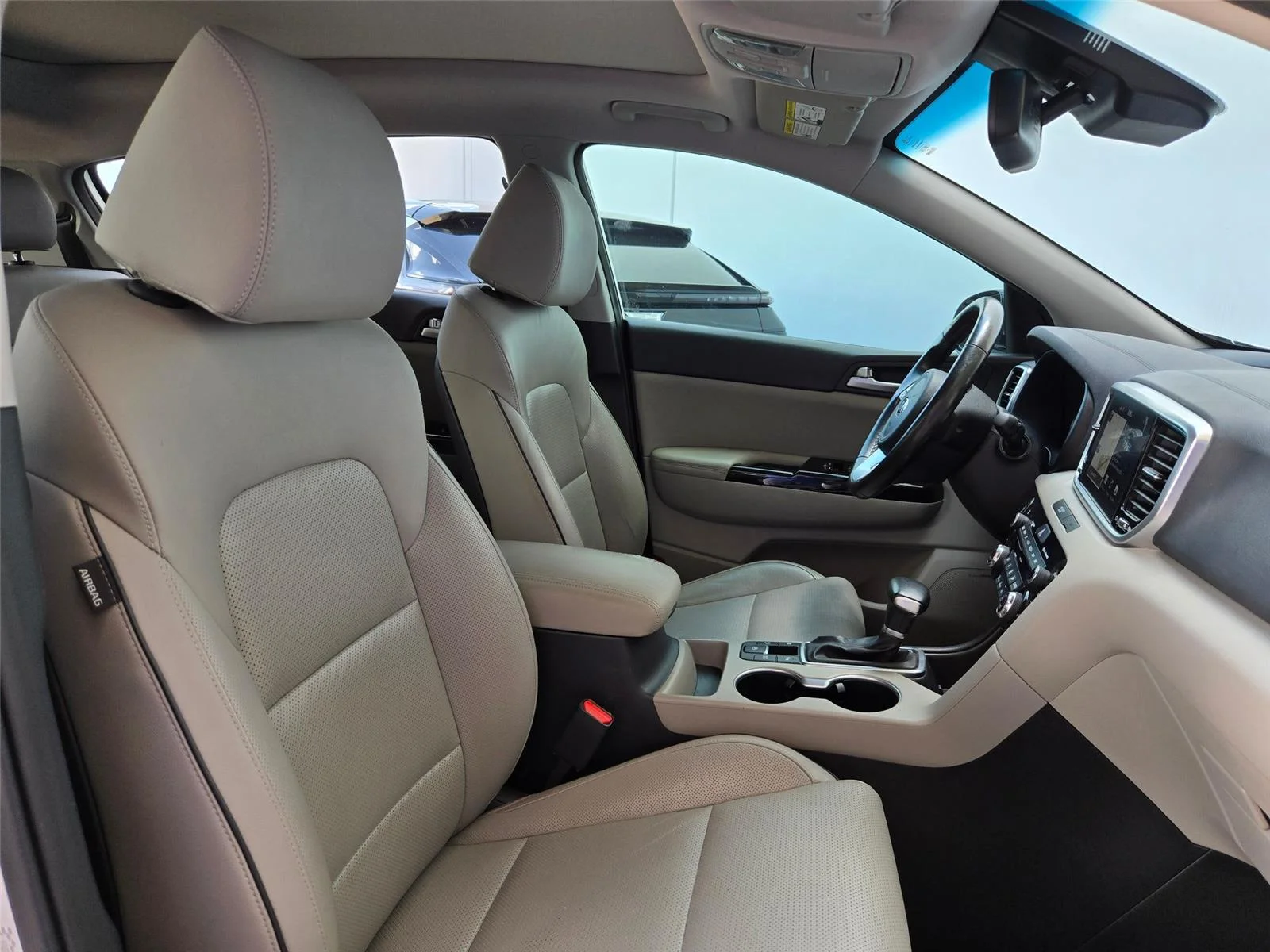 Used 2020 Snow White Pearl Kia EX image 29