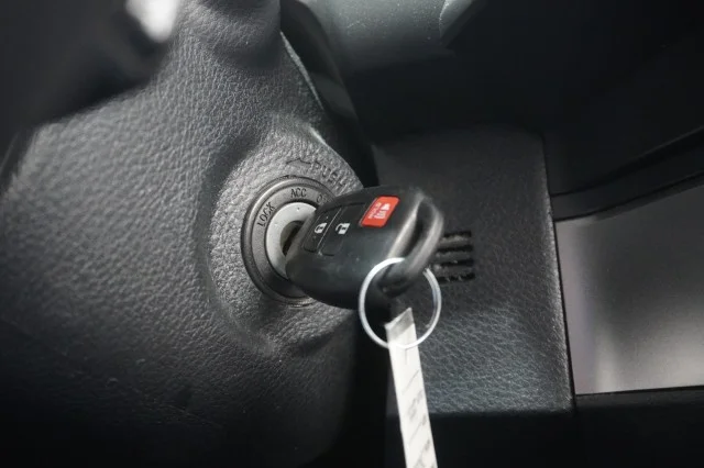 Used 2022  Toyota SR image 21