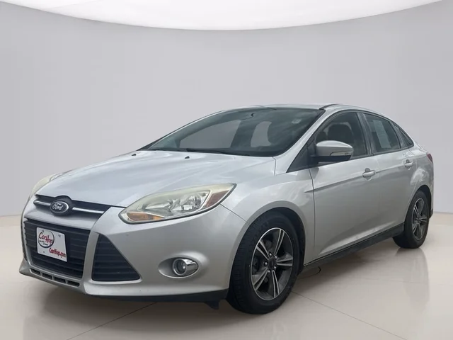 Pre-Owned 2014 Ford Focus SE