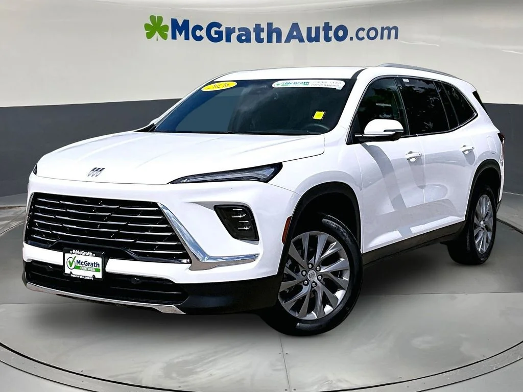 Used 2026 White Buick Preferred image 3