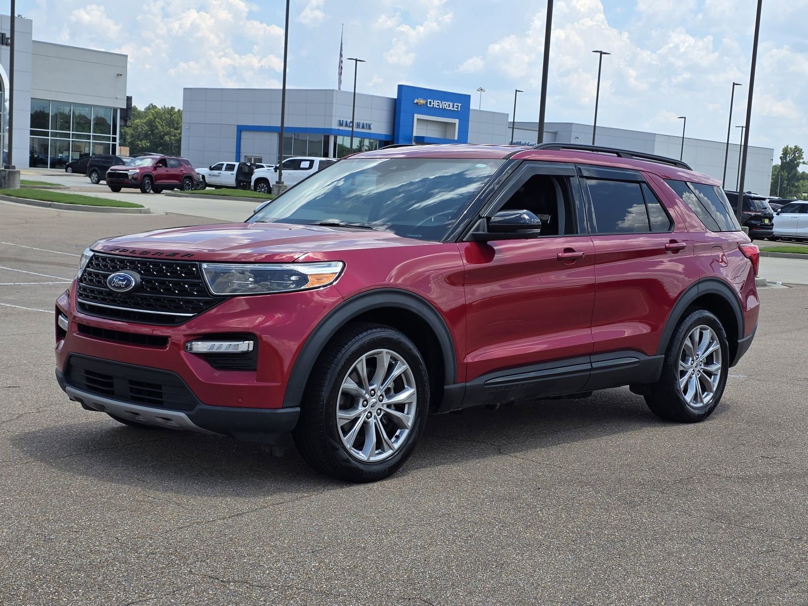 2022 Ford Explorer XLT RWD's photo