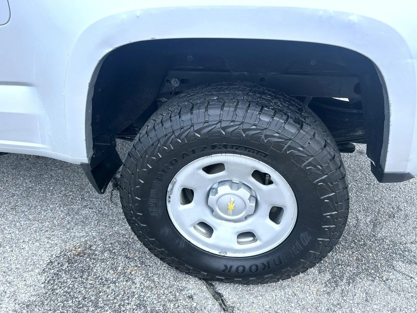 Used 2017 Silver Chevrolet Work Truck image 21