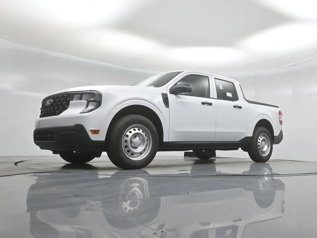 New 2026 Oxford White Ford XLT image 39