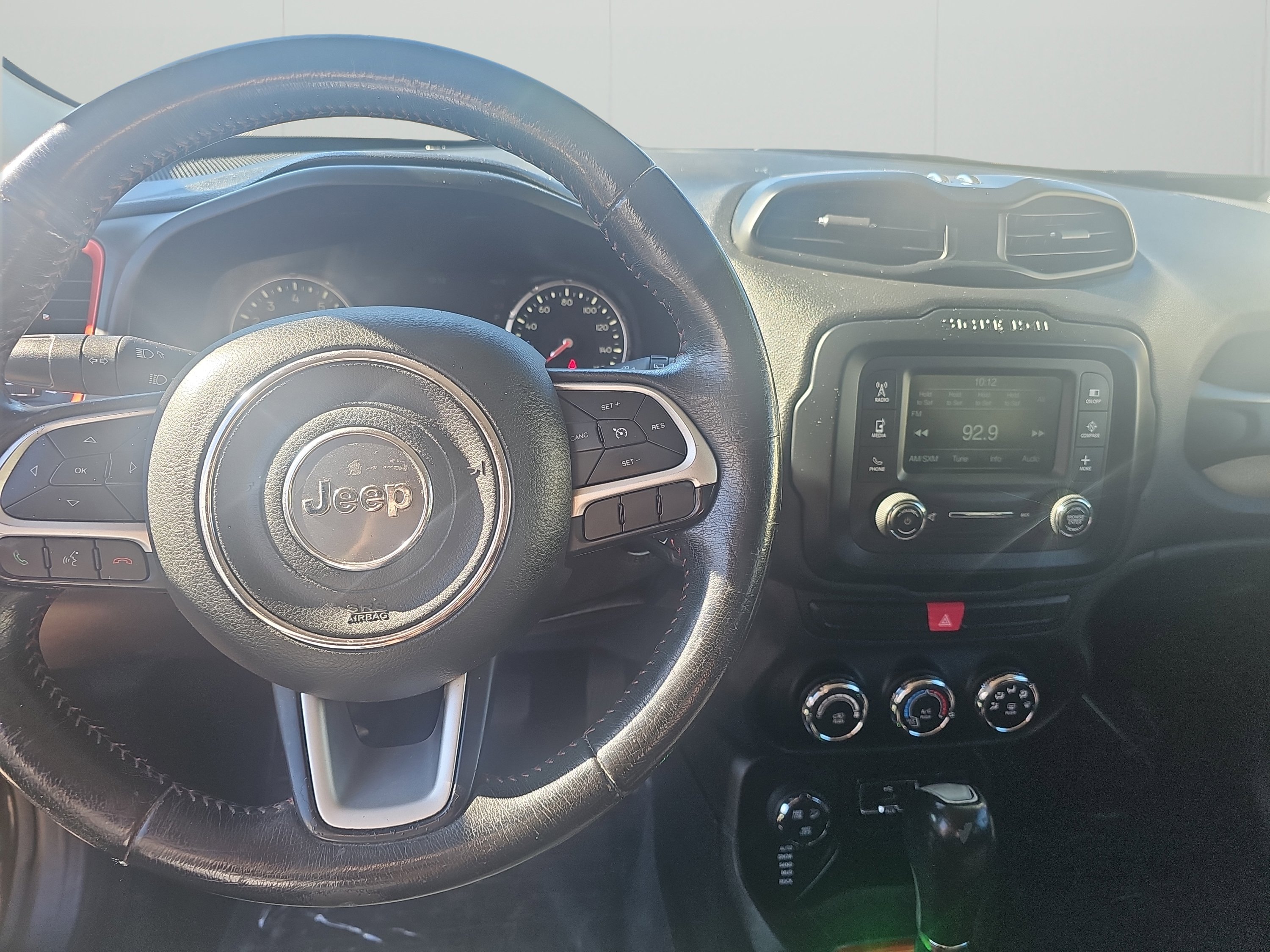 2015 Jeep Renegade Trailhawk - Photo 11